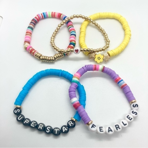 Taylor Swift Fearless Superstar Friendship Bracelets - Picture 2 of 8